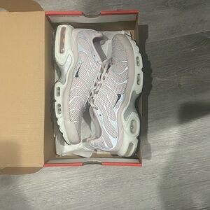 Nike Women’s Air Max Plus Sneakers